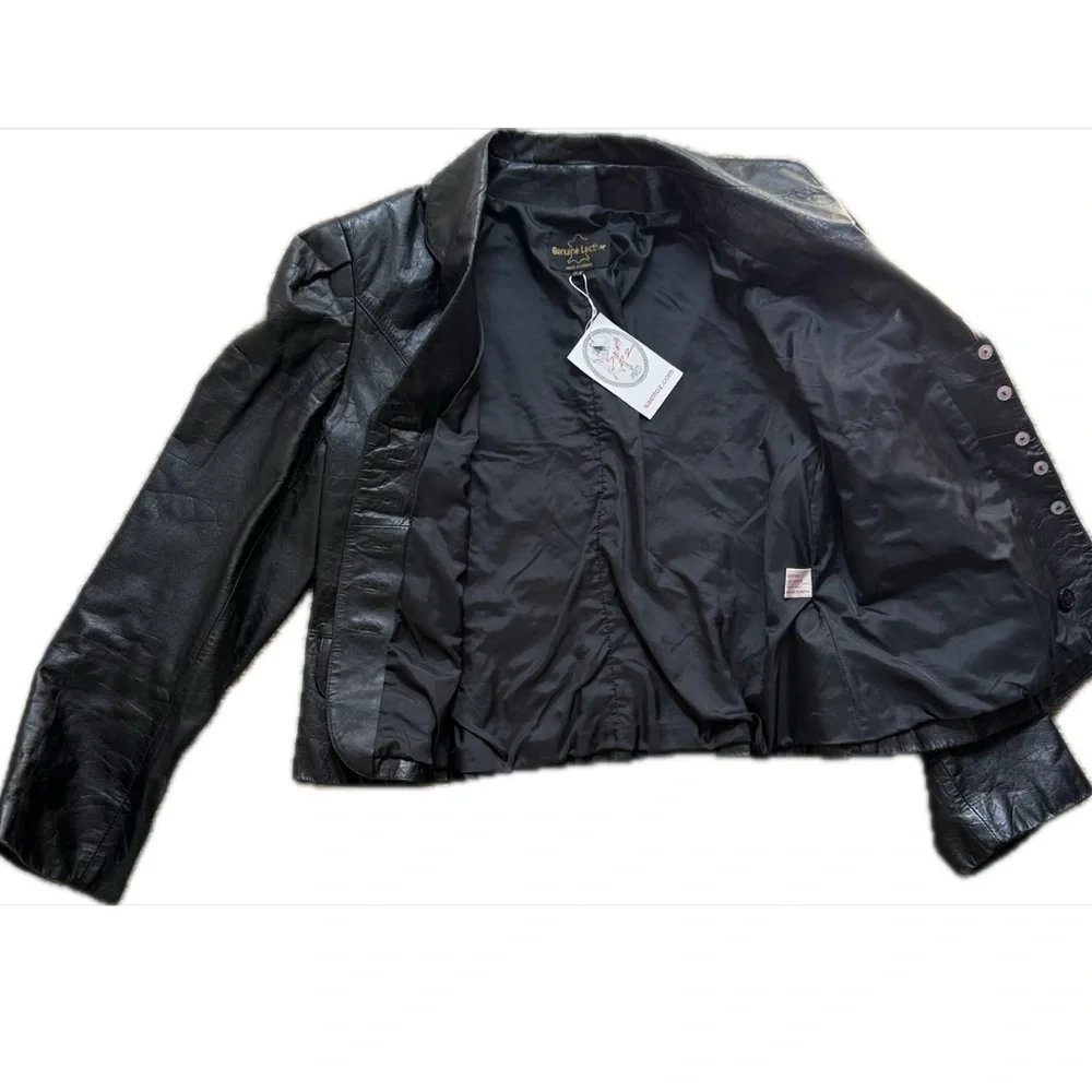 🍀Special Deal Genuine Leather Blazer Jacket- Ultra Soft and Classic Feminine Fit - Picture 7 of 15